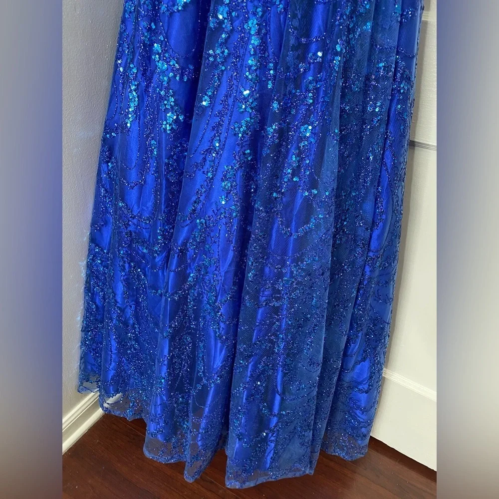 SAY YES TO THE PROM Stunning One-Shoulder Blue Sequin Gown - Picture 3 of 10
